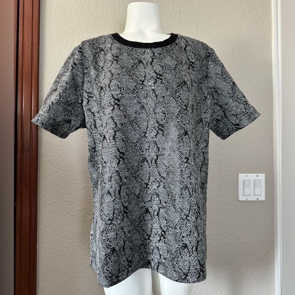 Chico's Black and Gray Snakeskin Print Short Sleeve Tee - Picture 8 of 8